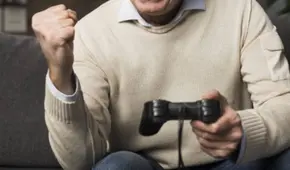 La tercera edad juega cada vez más videojuegos, según informe