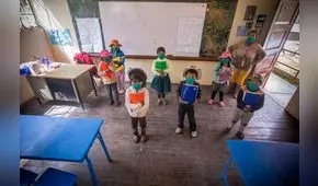 Los niños que volvieron a las aulas