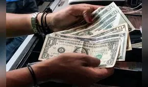 Dólar repuntó por segunda día seguido y cerró en 3,74 este martes