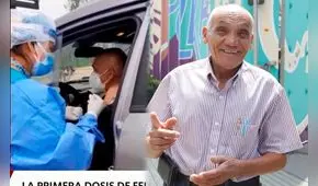 Rodolfo Carrión ‘Felpudini’ feliz al recibir la vacuna contra la COVID-19