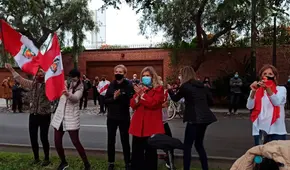 Simpatizantes de Fuerza Popular generaron disturbios en los exteriores de la vivienda del director de La República