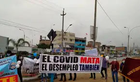 Profesionales de salud del Hospital de Villa el Salvador protestan por despidos Profesionales de salud del Hospital de Villa el Salvador protestan por despidos