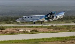 Tripulación de Richard Branson regresa a la tierra tras exitoso viaje espacial