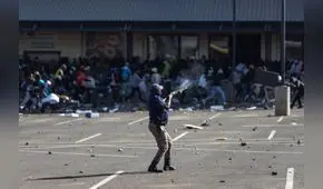 ¿Por qué se están dando violentas protestas en Sudáfrica?