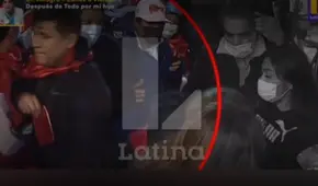 Lourdes Flores: cámaras registran momento del robo de su celular durante mitin fujimorista