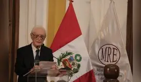 Béjar menciona a la comunidad LGBTI+ en su discurso de transferencia de la Cancillería