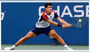 El tenista español Carlos Alcaraz es el mejor posicionado para suceder a Federer, Nadal y Djokovic 