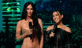 Megan Fox y Kourtney Kardashian estremecen al mundo con su presentación en los MTV VMA