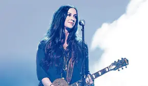 Alanis Morissette revela que sufrió abusos sexuales en la industria