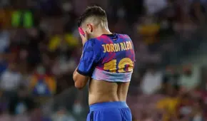 Jordi Alba tiene unas molestias en el muslo derecho, señala el Barcelona 