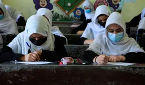 Unión Europea rechaza que talibanes no permitan regreso a las escuelas de mujeres afganas