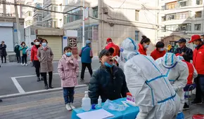 China: rebrote de la COVID-19 provoca medidas de confinamiento 