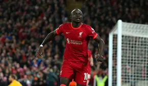 Sadio Mané marca el segundo para el Liverpool en Anfield e igualó en goles a Steven Gerrard