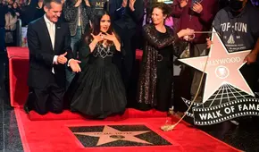 Salma Hayek recibe su estrella en el Paseo de la Fama de Hollywood
