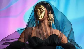 Cardi B sorprendió con un excéntrico look en la alfombra de los American Music Awards 2021