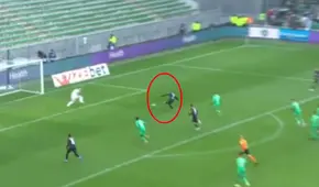 ¡Lo que se perdió Mbappé! Kylian casi anota el 1-1 tras quedar solo frente al arco