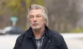 Alec Baldwin: encargada de armas de Rust acepta falta de revisión de la pistola