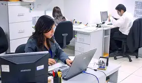 Consideran posible reducir la jornada laboral sin afectar salarios