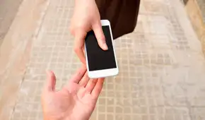 Esto es lo que debes hacer antes de vender tu teléfono Android o iPhone 