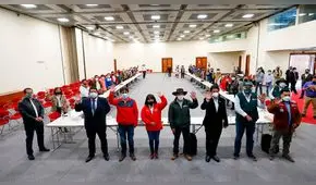 Mirtha Vásquez llegó a Cusco e instaló mesa técnica para el desarrollo agrario 