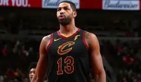 Tristan Thompson fue captado cariñoso con una mujer no identificada