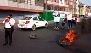 Trabajadores del Hospital Dos de Mayo protestan y denuncian negligencias