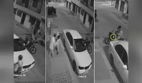 Chorrillos: delincuente intercepta a víctima y se da tiempo para escoger botín