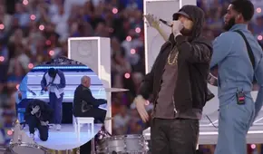 Super Bowl: Eminem se arrodilló en medio del espectáculo ¿qué significa? 