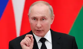 Rusia prohíbe a sus residentes transferir divisas al extranjero