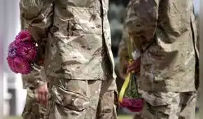 “Mi hijo quiere quedarse en Ucrania a luchar”: el duro testimonio de una madre ucraniana en España “Mi hijo quiere quedarse en Ucrania a luchar”: el duro testimonio de una madre ucraniana en España