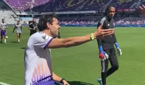 ¡Quedó impactado! La reacción de Pedro Gallese al ver de cerca a Kaká