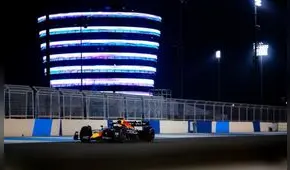 Max Verstappen cerró con el mejor tiempo de las pruebas de pretemporada en Baréin
