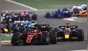 No se dieron tregua: la espectacular lucha de Verstappen y Leclerc por el primer lugar