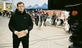 Philip Crowther: “Ver solo a mujeres con bebés en brazos y niños huyendo a la frontera fue muy triste” Philip Crowther: “Ver solo a mujeres con bebés en brazos y niños huyendo a la frontera fue muy triste”