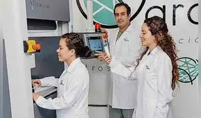 Dos científicas apuestan por reciclar desechos orgánicos para industria textil