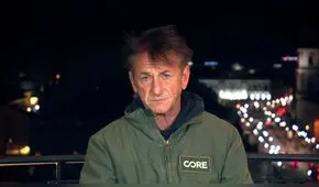 Sean Penn critica los Premios Oscar 2022 por no darle voz al presidente de Ucrania