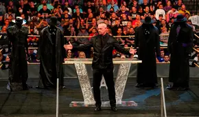 The Undertaker finalmente se retira y Mark Calaway se da a conocer al mundo