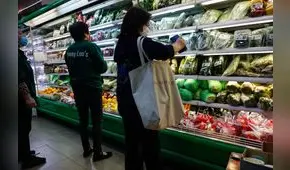 Beijing vive compras de pánico ante temores de un confinamiento por casos positivos de COVID-19