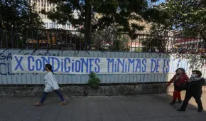 Chile: estudiantes de secundarias de Santiago se movilizan para reclamar mejoras en infraestructura