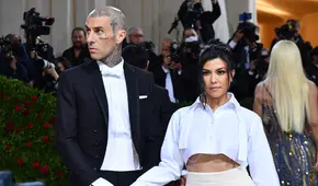 Médico recomendó a Kourtney Kardashian beber semen de Travis Barker