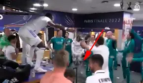 Eden Hazard le quiso servir champagne al hijo de Toni Kroos y el alemán reaccionó