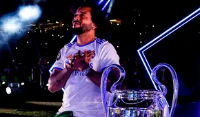 El espectacular recibimiento de la afición madridista a Marcelo en el Bernabéu