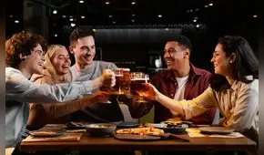 150 preguntas hot y divertidas para poner en aprietos a tu pareja o amigos en una reunión