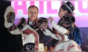 Marco Falconi, candidato al Gobierno Regional de Arequipa, aparece vestido de caporal 