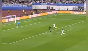 ¡Una muralla! Impresionante tapada de Courtois para negarle el 1-0 al Frankfurt