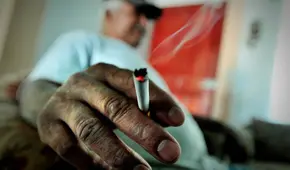 “Fumar como castigo”: la inusual receta de una médica para que sus pacientes dejen el cigarro