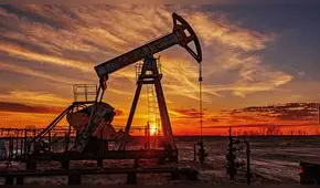 La OPEP acordó reducir en 100.000 barriles su producción diaria de petróleo para octubre