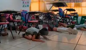 ¡Todos abajo! Actitud de una maestra sorprende en una primaria durante una balacera ¡Todos abajo! Actitud de una maestra sorprende en una primaria durante una balacera