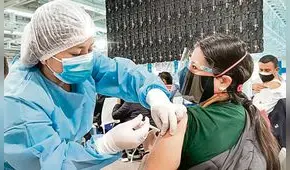 ¡Desde hoy! Personas de 18 a 59 años pueden recibir vacuna bivalente contra la COVID-19