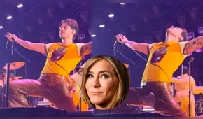Harry Styles pasó bochornoso momento al romper su pantalón frente a Jennifer Aniston en concierto